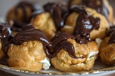 Chocolate Prailine Profiterol 5pk