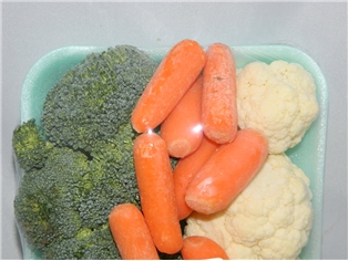 Carrots Peeled Broccoli & Cauliflower Florets
