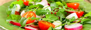 Mesclun Supreme Salad with Tomato & Mozzarella