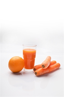 Freshly Squeezed Orange & Carrot Juice (32oz.)