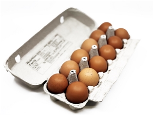 A&V Natural Cage Free Local Large Brown Eggs (1doz)