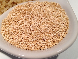 A&V Golden White Organic Qunioa 26