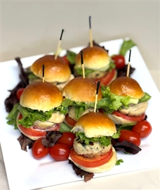 Mini Chicken Burgers with Spinach & Feta (1doz)