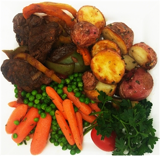 Pepper Steak with Roasted Potatoes, Peas & Carrots