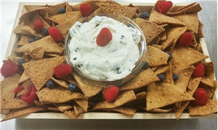 Cannoli Chip & Dip Platter (Small)